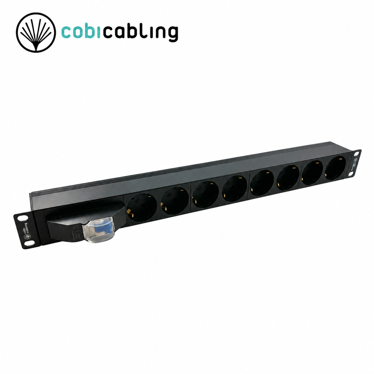 AC30-1002 — PDU 1U/19" 8x230V Schuko z bezpiecznikiem przeciwprzepięciowym 16A 3m
